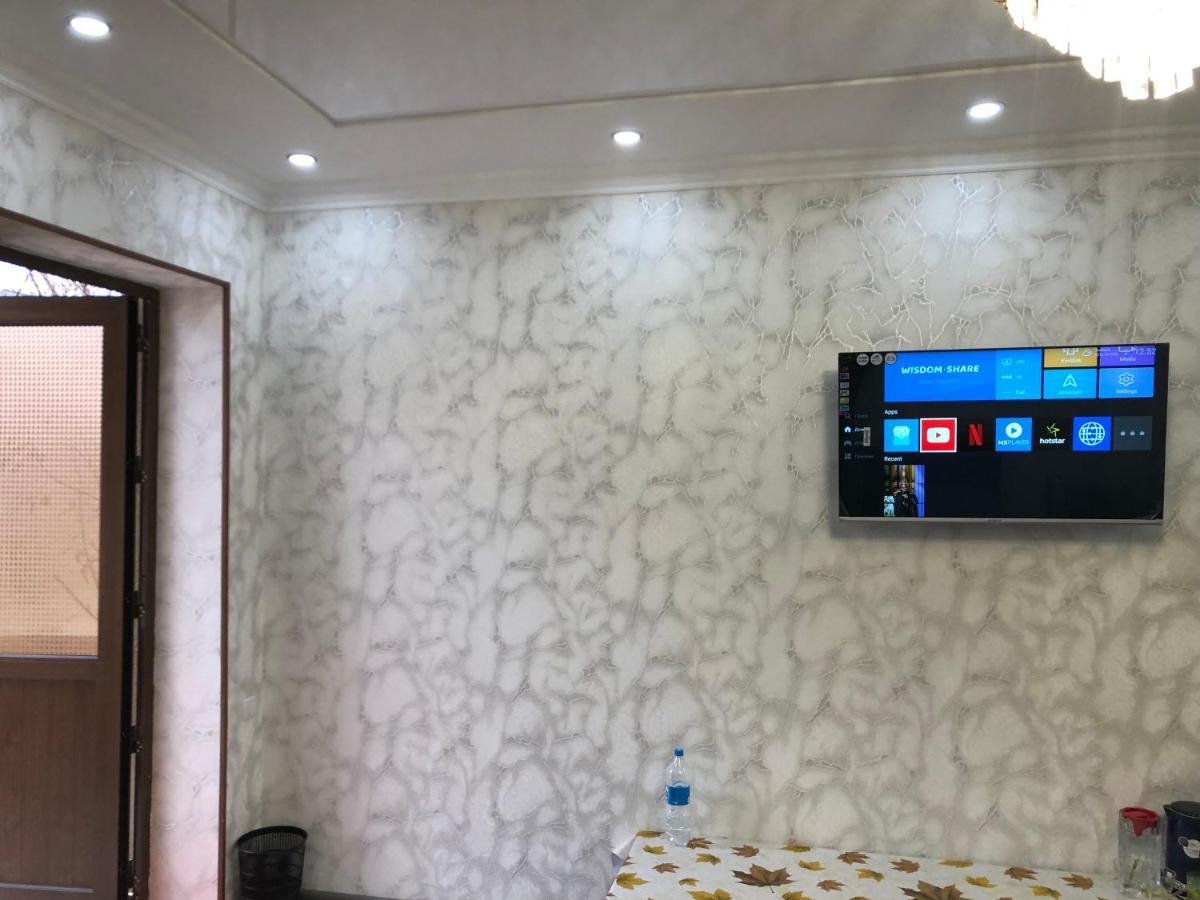 Дом Отель Бадамзар Tasjkent Exteriör bild