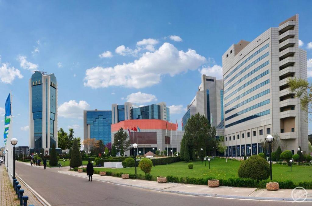 Дом Отель Бадамзар Tasjkent Exteriör bild